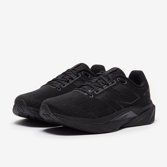 New Balance FuelCell Propel v5