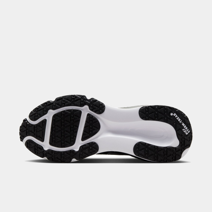 Vomero 18 Gore-tex Sneakers - Premium Brand Shoes for Men and Women