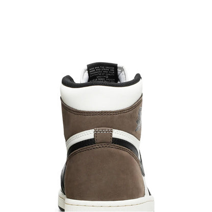 [Refurbished] Air Jordan 1 Retro High 'Dark Mocha' (2020)
